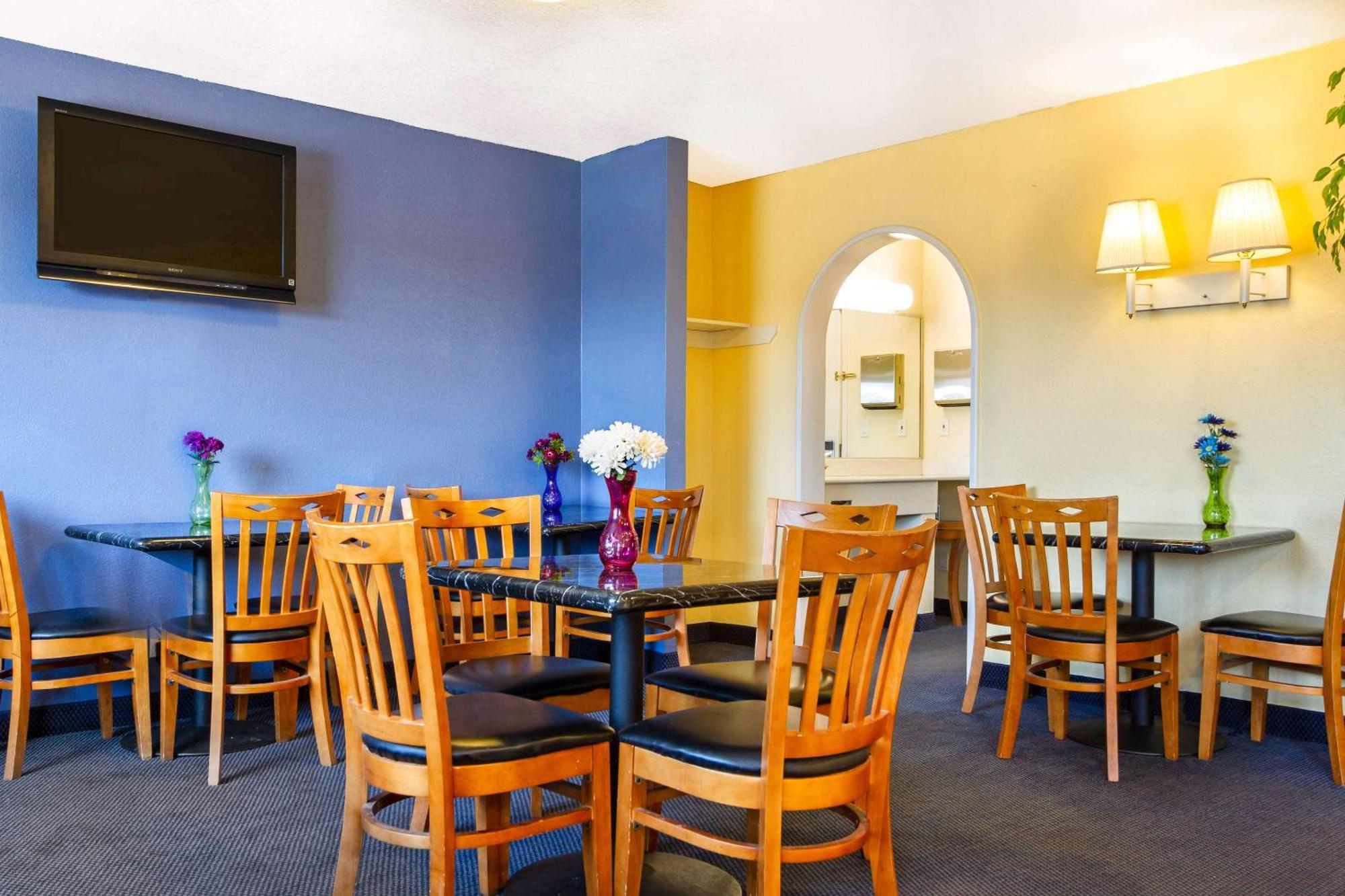 Rodeway Inn Auburn Luaran gambar