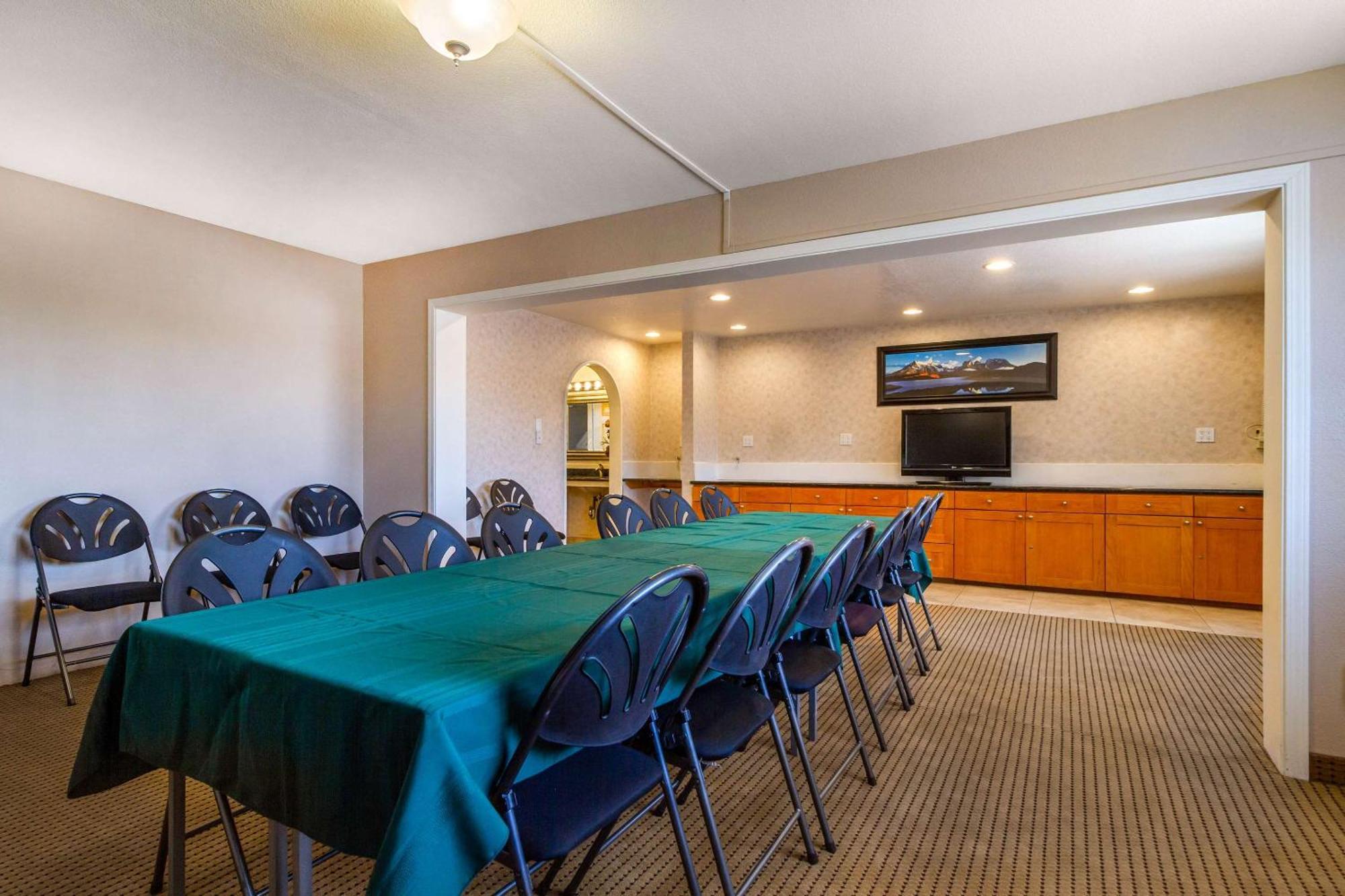 Rodeway Inn Auburn Luaran gambar