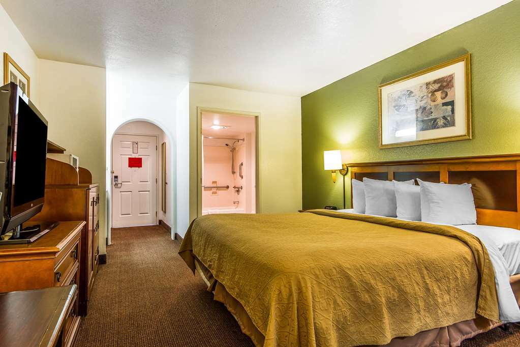 Rodeway Inn Auburn Bilik gambar
